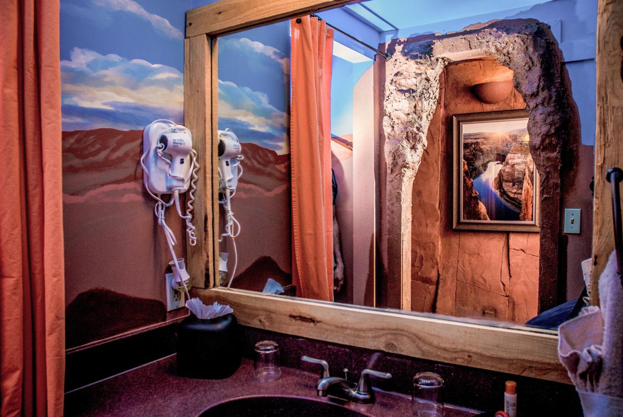 The Anniversary Inn - Fifth South Солт Лейк Сити Екстериор снимка